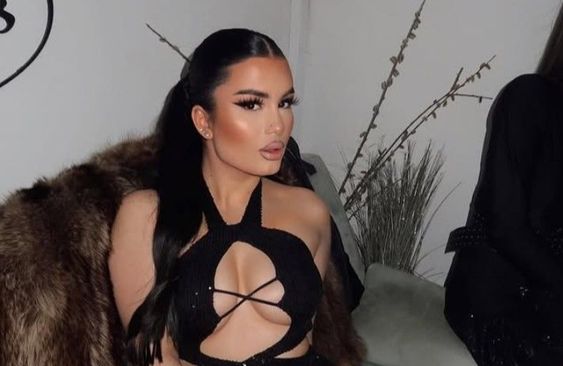 a6ccbfd7-2ae5-4565-af70-c62ff3769e1b